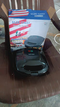 Sandwich Maker – Non-Stick Plates & Indicator Lights for Easy Home Cooking